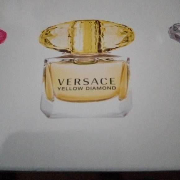 NEW Versace Miniature Perfume Collection (NOT SAMPLES) - Picture 11 of 13